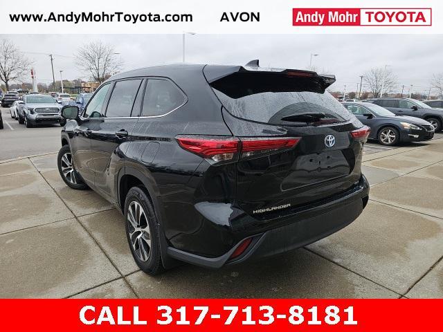 2022 toyota highlander hybrid xle
