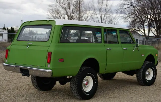 rare 1971 gmc suburban 1500, factory 4x4, 3 door, bucket seats, 350 v8, 4 speed