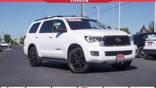 2020 toyota sequoia sr5