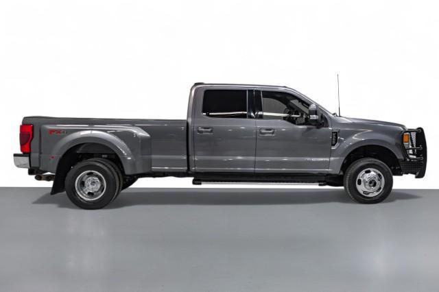 2022 ford f-350 lariat
