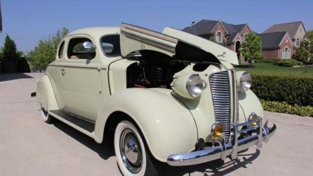 1937 dodge coupe straight 6 4-spd manual rwd am radio cloth interior california