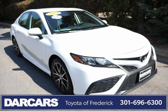 2024 toyota camry se