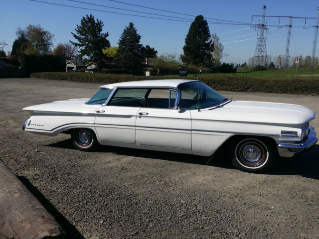 1960 oldsmobile dynamic 88 hardtop sedan
