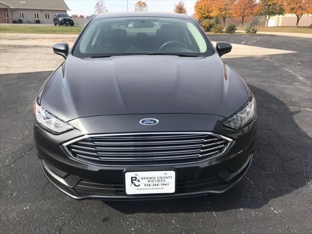 2017 ford fusion se