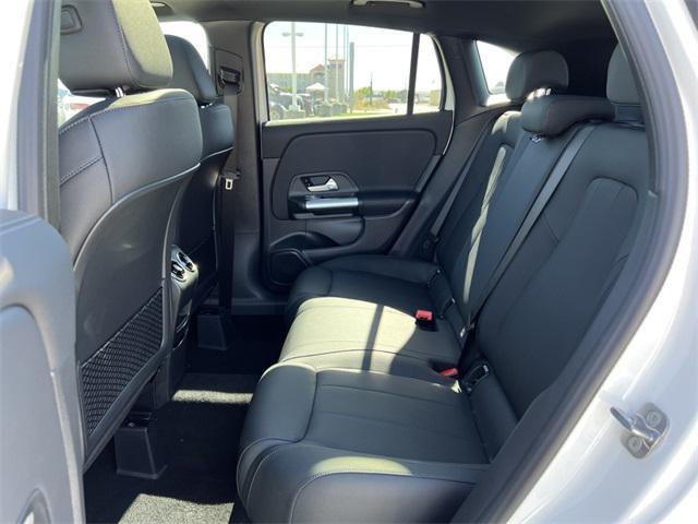 2025 mercedes-benz gla 250 base 4matic