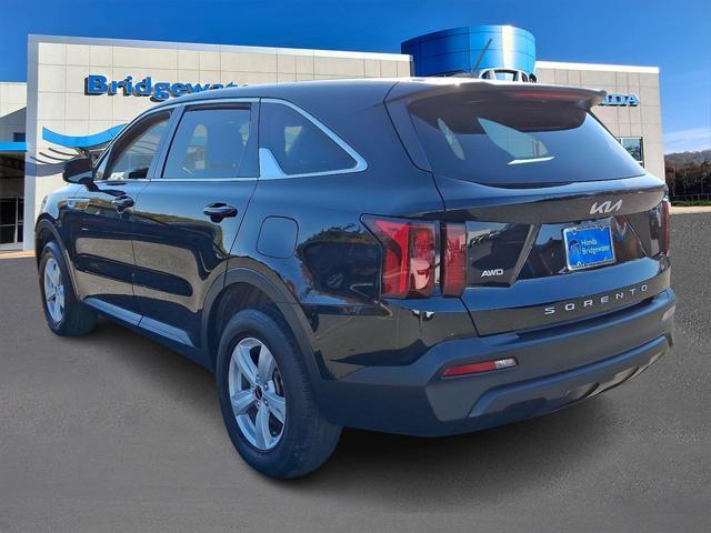 2022 kia sorento lx