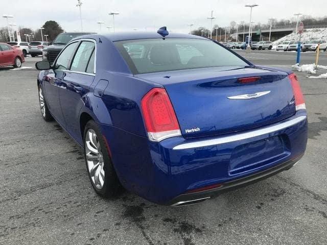 used 2018 chrysler 300 touring dover, de 19901 for sale in dover, delaware