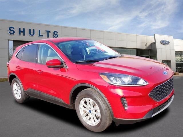 2021 ford escape se