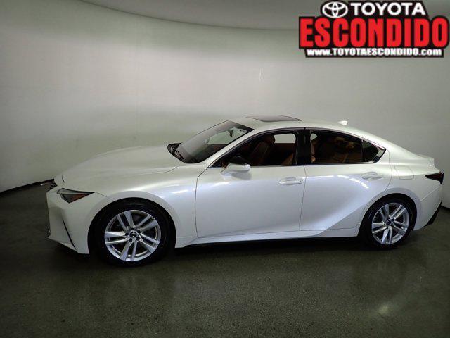 2021 lexus is 300 base