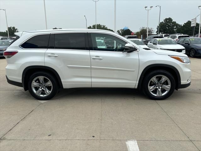 2016 toyota highlander limited