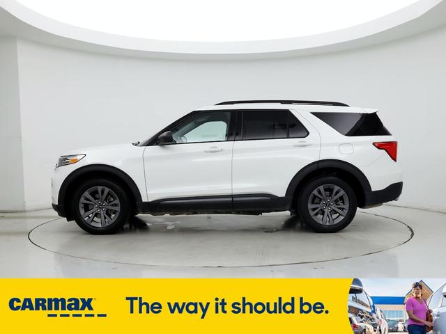 2021 ford explorer xlt