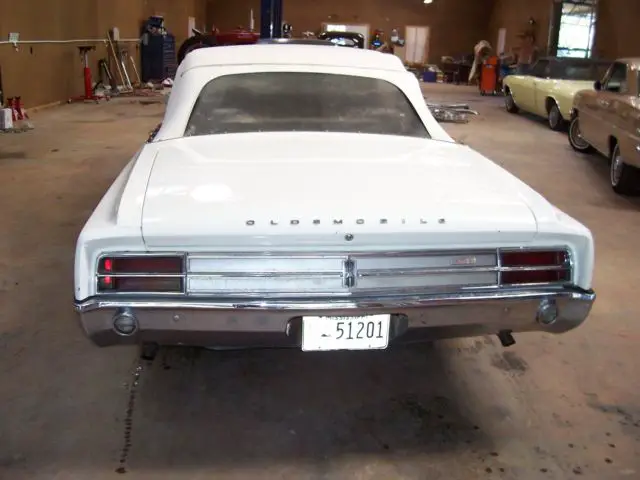 1965 olds. 442 convertible