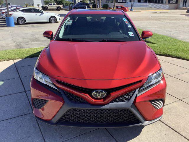 2019 toyota camry le