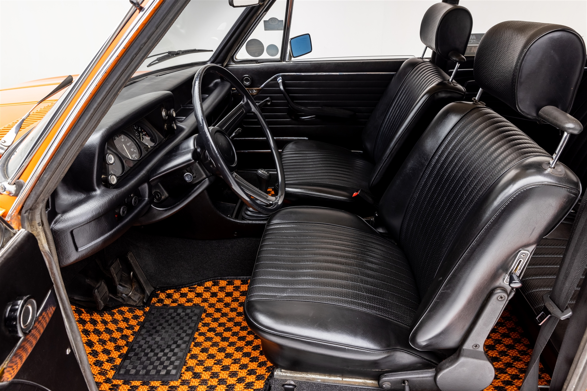 1973 bmw 2002 touring 5-speed