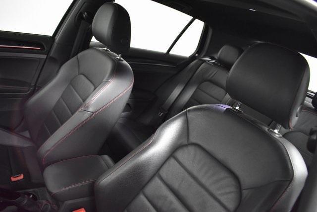 2017 volkswagen golf gti se 4-door