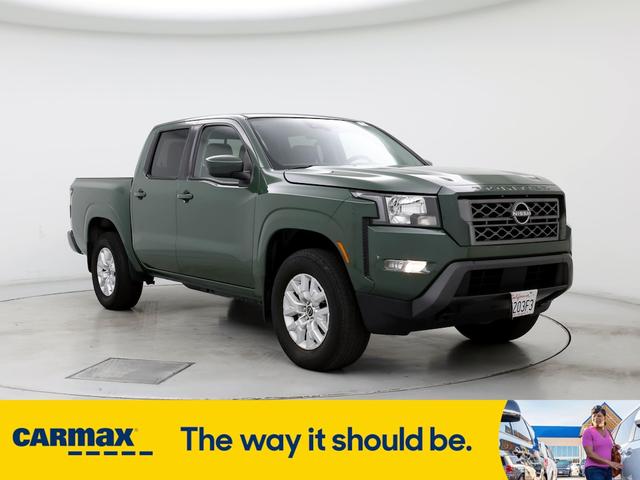 2022 nissan frontier sv
