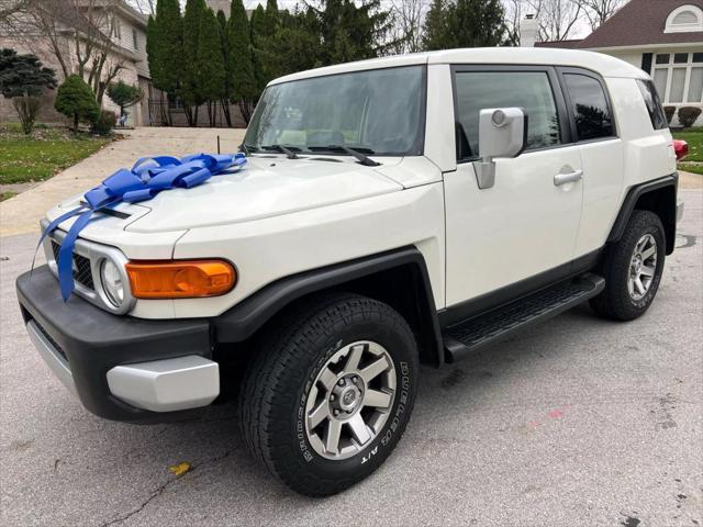 2014 toyota fj cruiser base
