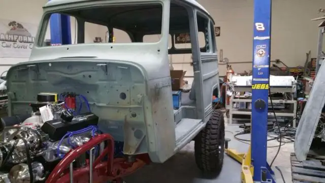 1953 willys wagon custom suspension edelbrock fuel injected engine 700r4 trans