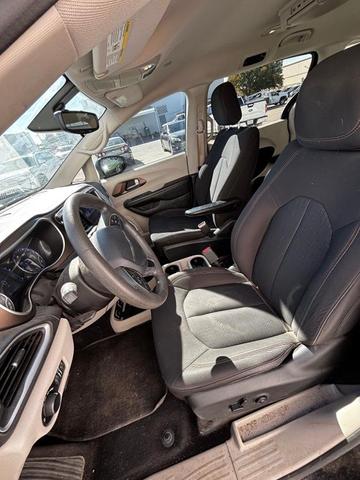2017 chrysler pacifica touring