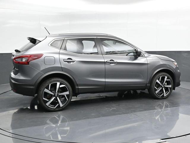 2022 nissan rogue sport sl
