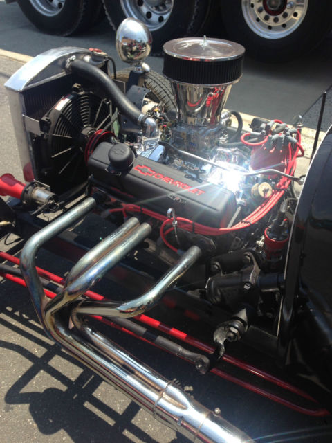 1923 t bucket. custom hot rod, glass body, needs nothing rat rod