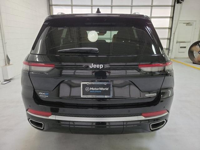 2022 jeep grand cherokee 4xe summit