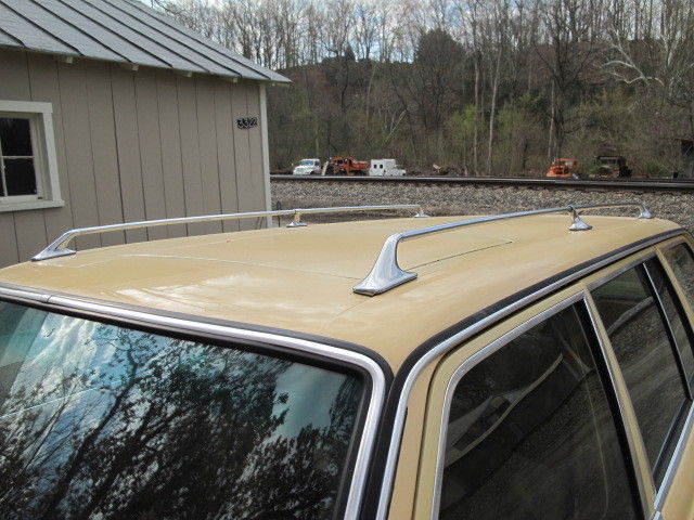 1980 300td td300 w123 mercedes-benz wagon original antique classic ex no reserve