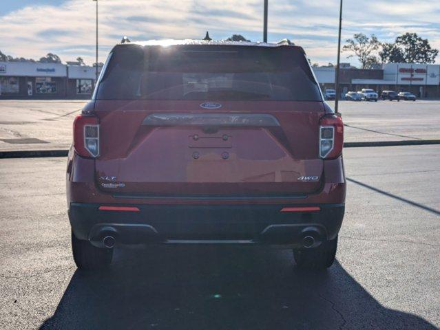 2021 ford explorer xlt