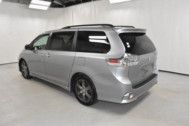 used 2017 toyota sienna se premium new castle, pa 16105 for sale in castle, pennsylvania