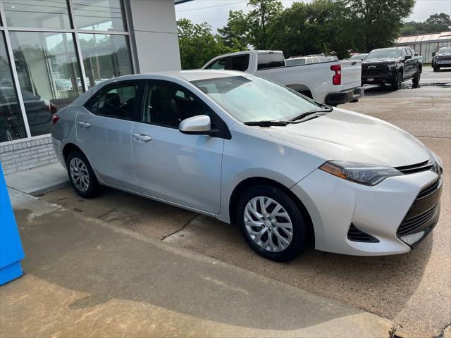2018 toyota corolla l
