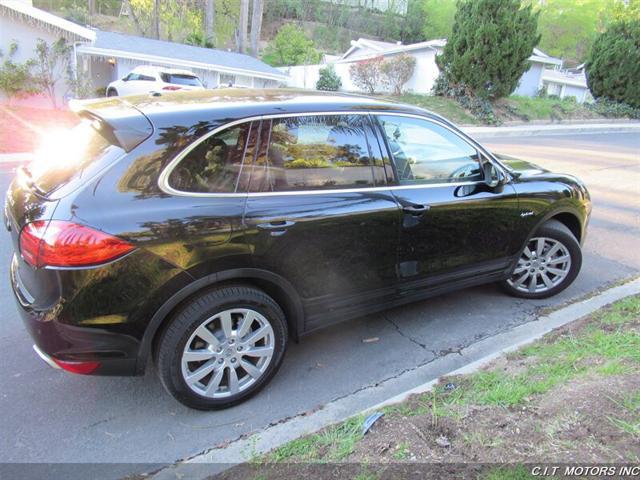 2014 porsche cayenne hybrid s