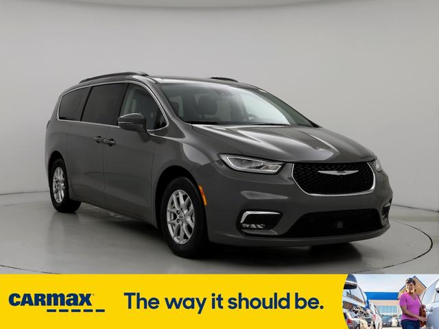 2022 chrysler pacifica touring l