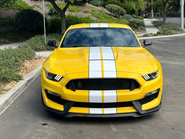 2016 ford shelby gt350 base