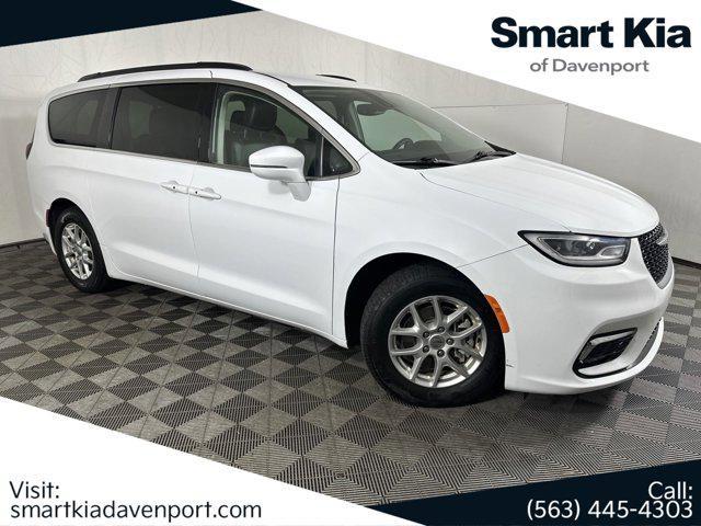 2022 chrysler pacifica touring l