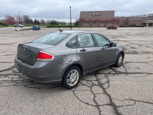 2010 ford focus se