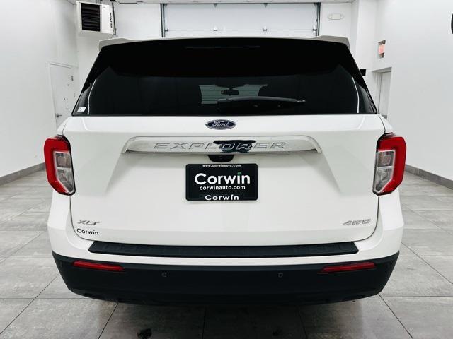 2021 ford explorer xlt