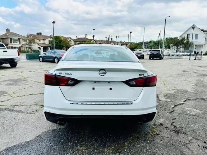 2023 nissan altima 2.5 sr sedan 4d in riverside, california