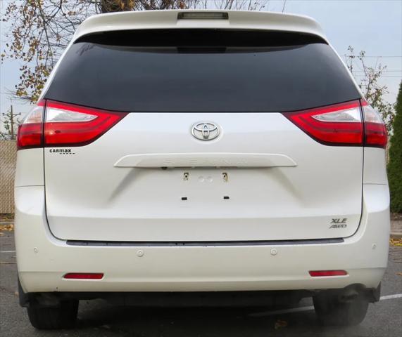 2016 toyota sienna xle