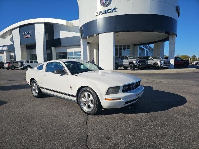 2007 ford mustang deluxe