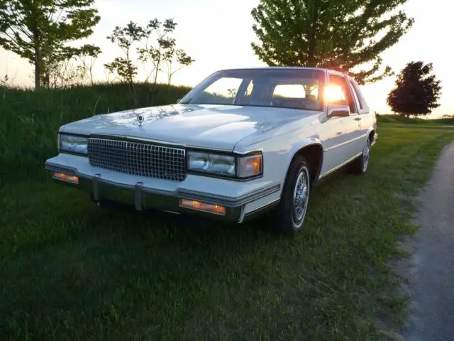 1987 cadillac coupe deville, 65k miles, gorgeous triple white