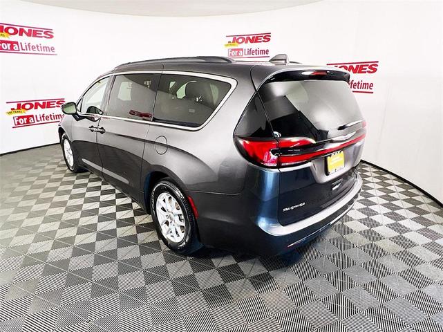 2022 chrysler pacifica touring-l