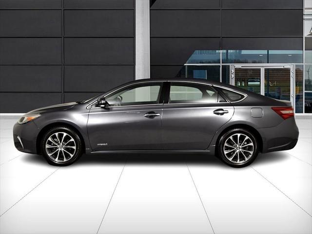 2018 toyota avalon hybrid xle premium