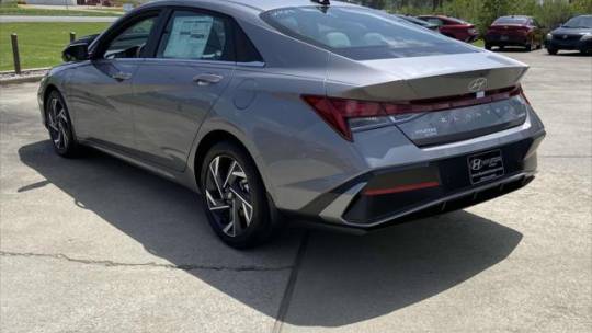 new 2024 hyundai elantra limited ivt