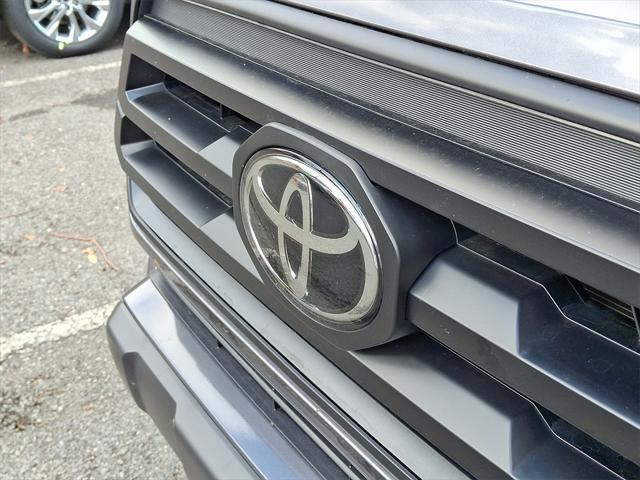 2023 toyota tacoma sr5