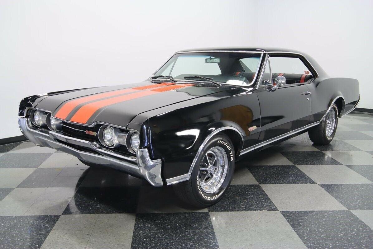 1967 oldsmobile cutlass 442 tribute restomod coupe dressed in black and red