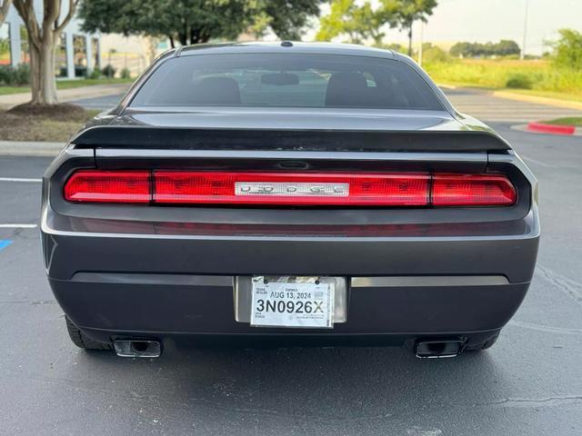 2014 dodge challenger r/t
