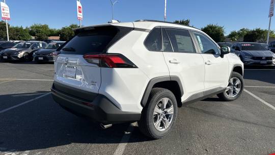 2024 Toyota RAV4
