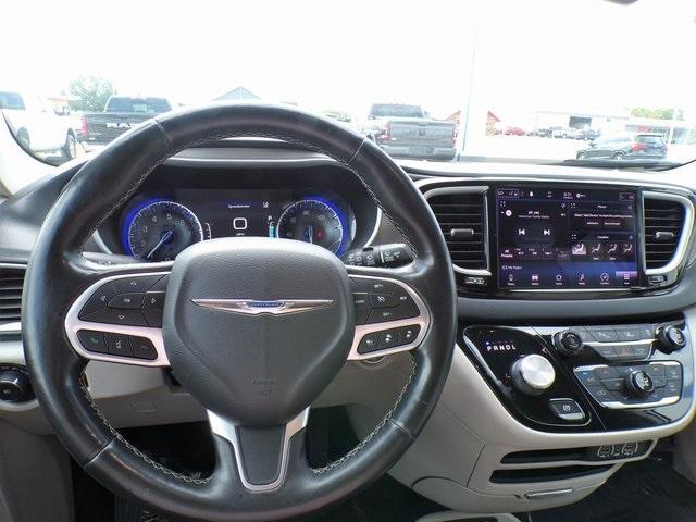 2021 chrysler pacifica touring-l