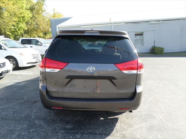 2012 toyota sienna base