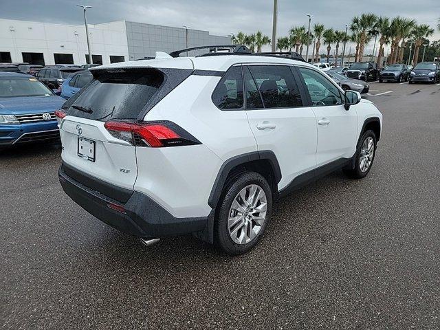 2024 toyota rav4 xle premium
